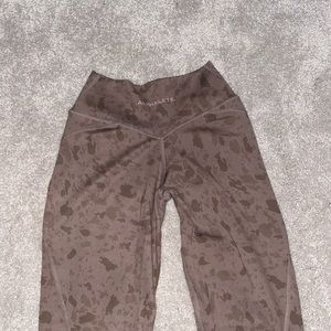 Alphalete Crossband Legging